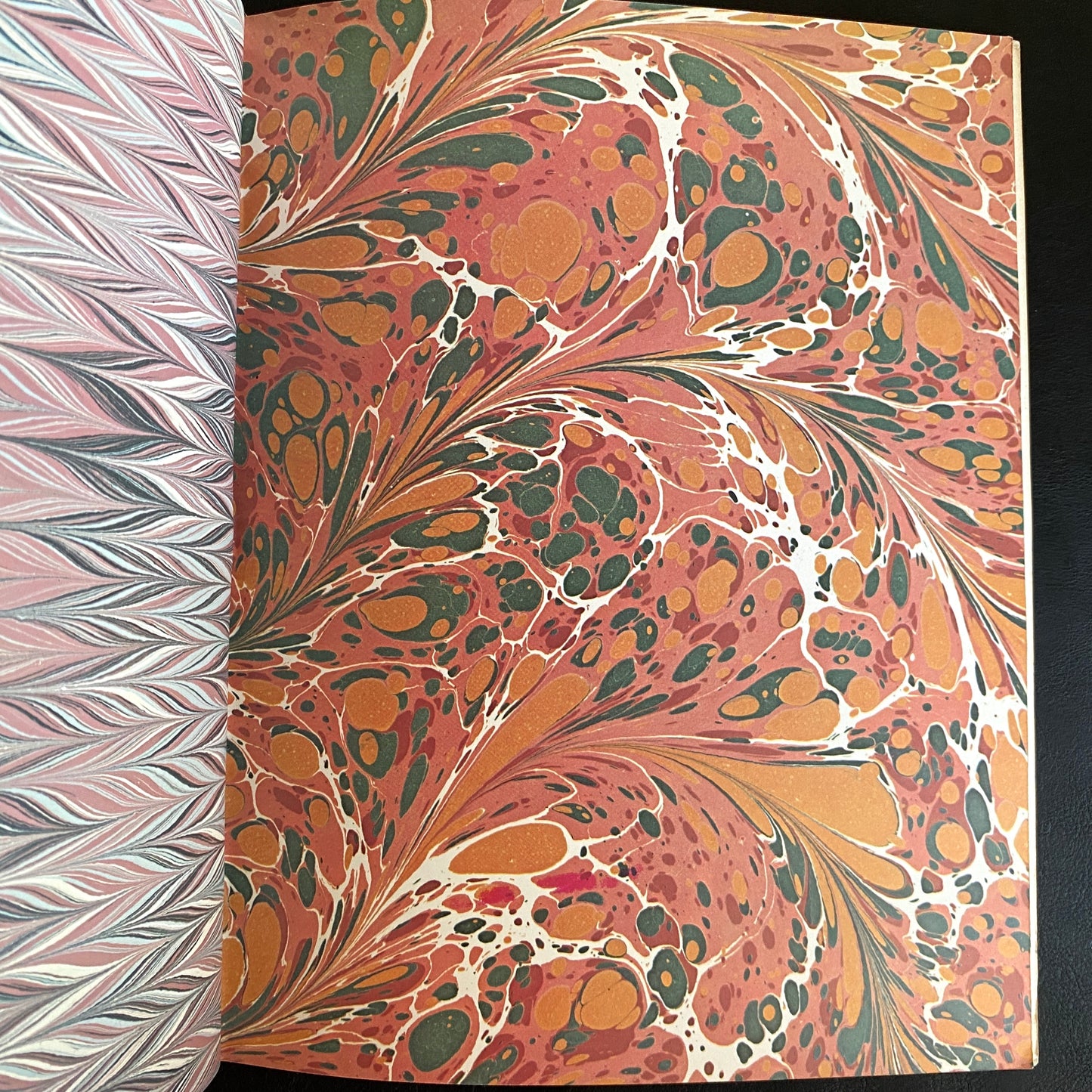 Ready-to-Use Marbleized Papers