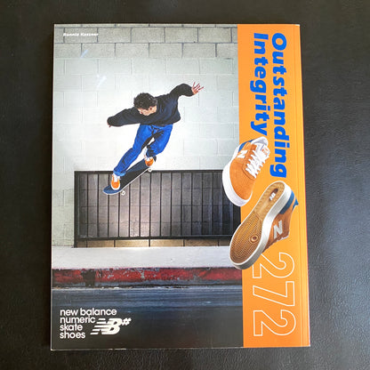 HIDDEN CHAMPION Issue#62