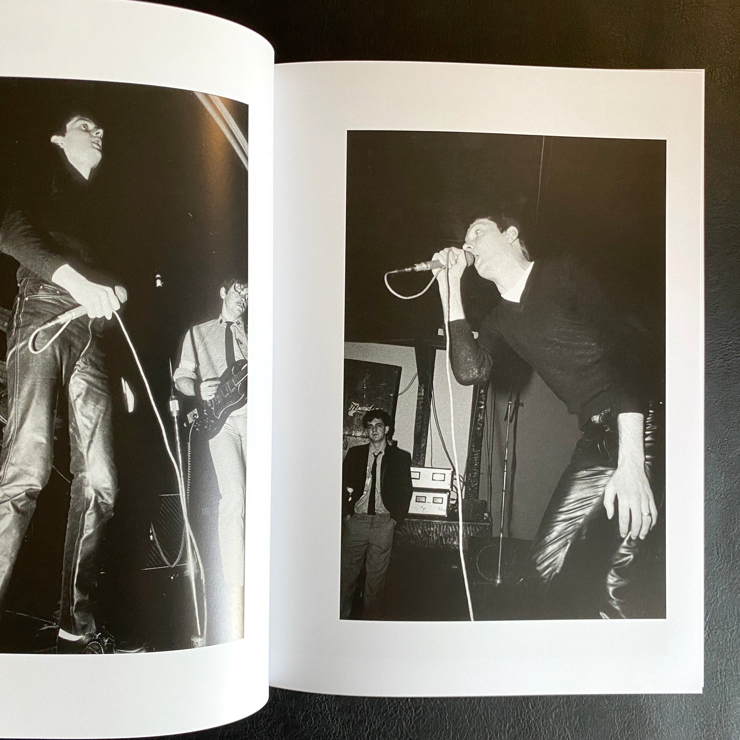 Joy Division: Juvenes