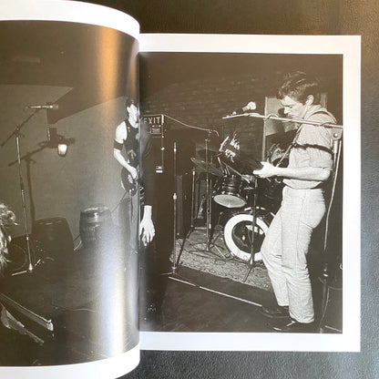 Joy Division: Juvenes