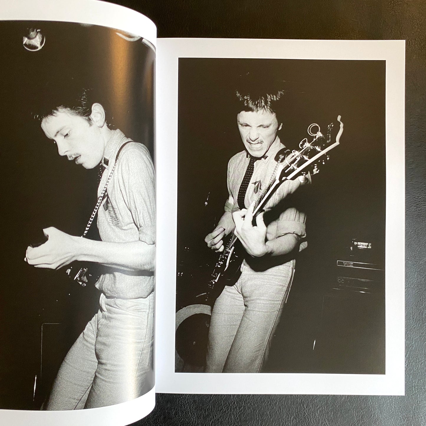 Joy Division: Juvenes