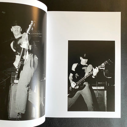 Joy Division: Juvenes