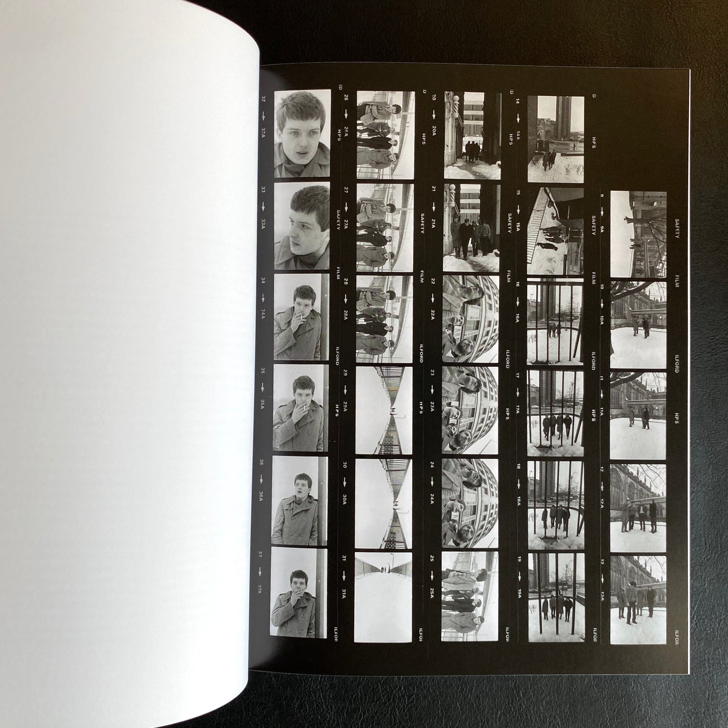 Joy Division: Juvenes