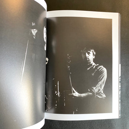 Joy Division: Juvenes