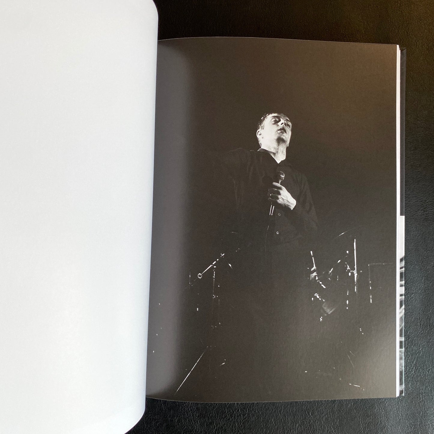 Joy Division: Juvenes